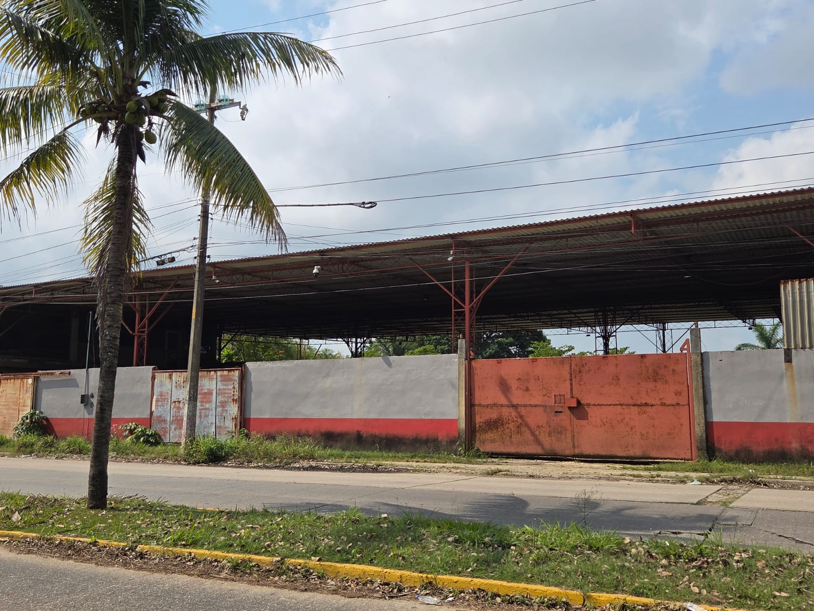 Terreno industrial y comercial en corredor de expansión