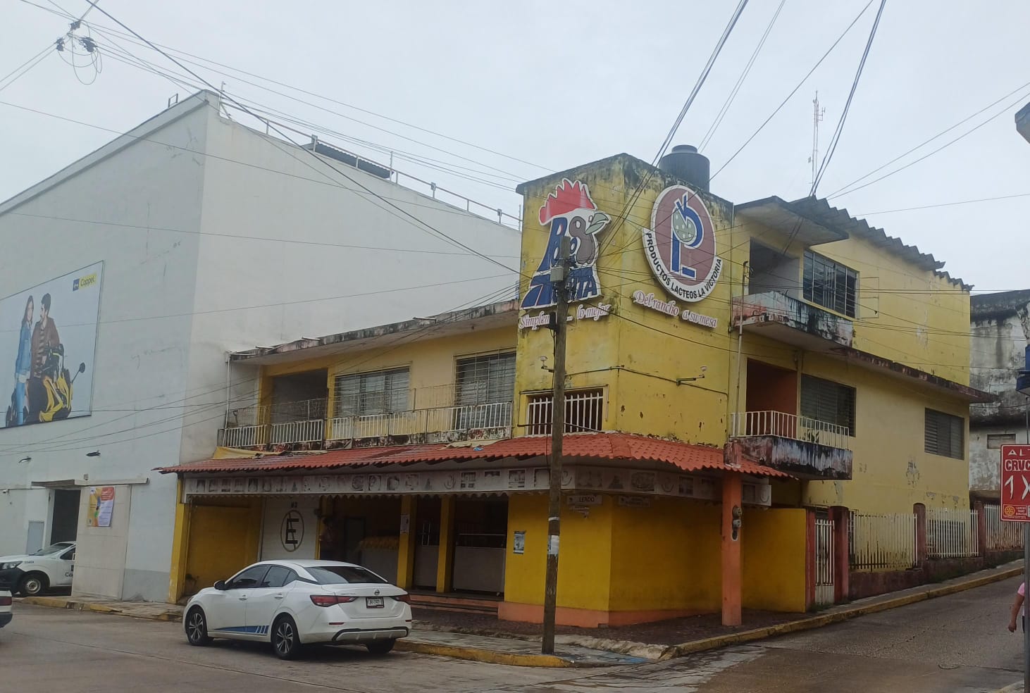 Lote comercial en esquina de alto tráfico